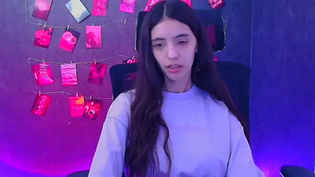 Aishell  online show from April 4, 2026, 5:36 am