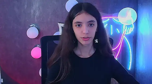 Snapshot of Aishell_ chatting on February 26, 2025, 12:38 pm Aishell online show from February 26, 2025, 12:38 pm