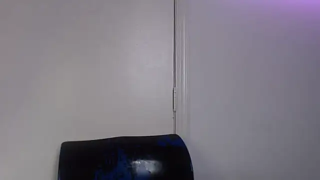 Abril Squirt online show from July 28, 2026, 9:03 pm