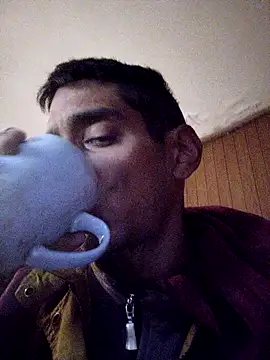 Snapshot of Pablunt-rap chatting on October 31, 2025, 12:35 pm Pablunt-rap online show from October 31, 2025, 12:35 pm