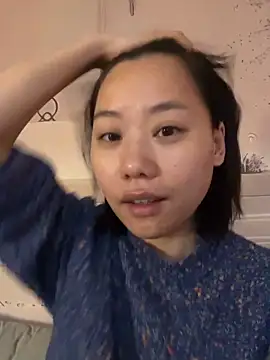 Snapshot of Eliza-E chatting on February 12, 2026, 1:16 am Eliza-E online show from February 12, 2026, 1:16 am