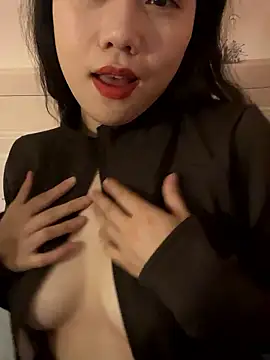 Snapshot of Eliza-E chatting on January 12, 2026, 4:41 am Eliza-E online show from January 12, 2026, 4:41 am