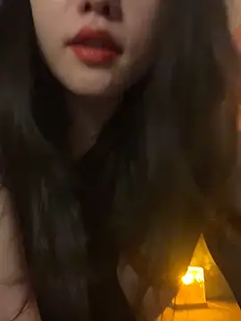 Snapshot of Eliza-E chatting on December 18, 2025, 1:26 pm Eliza-E online show from December 18, 2025, 1:26 pm