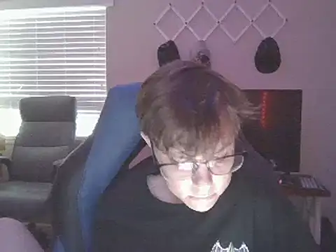 Snapshot of KaliSnow199623 chatting on February 7, 2025, 12:42 am KaliSnow199623 online show from February 7, 2025, 12:42 am