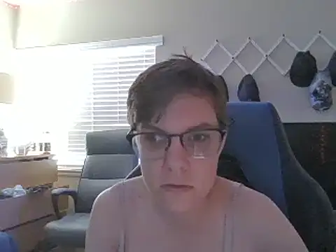 Snapshot of KaliSnow199623 chatting on December 4, 2024, 6:44 pm KaliSnow199623 online show from December 4, 2024, 6:44 pm