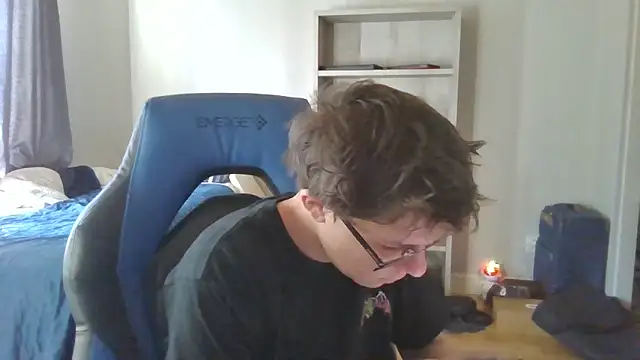 Snapshot of KaliSnow199623 chatting on September 22, 2025, 11:44 pm KaliSnow199623 online show from September 22, 2025, 11:44 pm