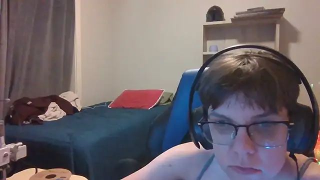 Snapshot of KaliSnow199623 chatting on November 4, 2025, 4:16 am KaliSnow199623 online show from November 4, 2025, 4:16 am