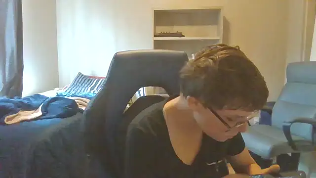 Snapshot of KaliSnow199623 chatting on September 12, 2025, 8:19 pm KaliSnow199623 online show from September 12, 2025, 8:19 pm