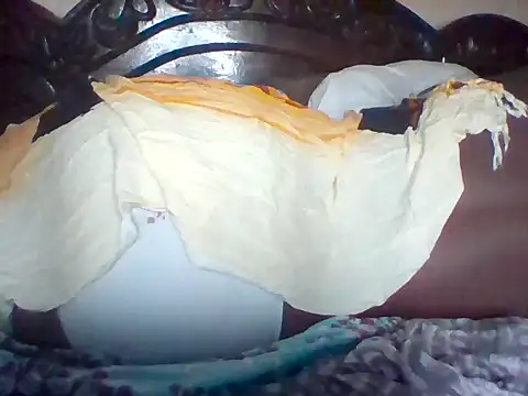 Snapshot of missarpie chatting on December 22, 2025, 11:49 pm missarpie online show from December 22, 2025, 11:49 pm