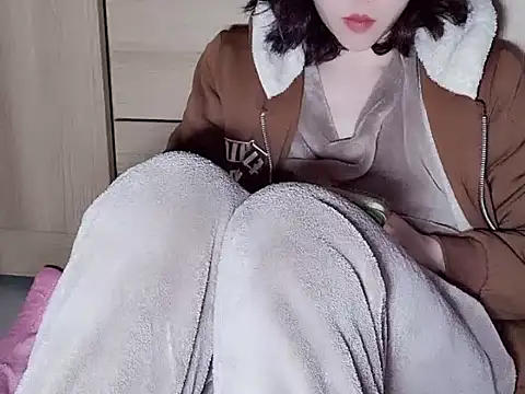 Pink cream online show from February 3, 2025, 3:27 pm