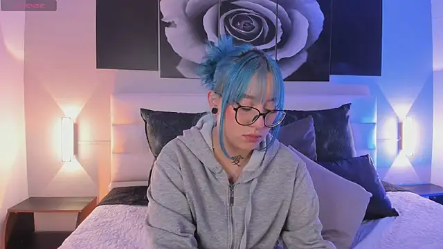 Snapshot of sofi_bakerr chatting on September 18, 2025, 11:35 am sofi bakerr online show from September 18, 2025, 11:35 am