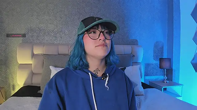 Snapshot of sofi_bakerr chatting on October 4, 2025, 11:34 am sofi bakerr online show from October 4, 2025, 11:34 am