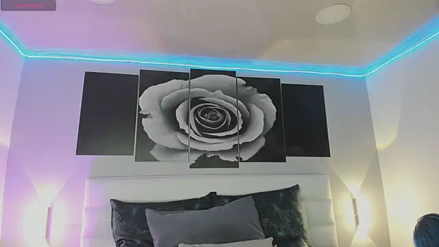 Snapshot of sofi_bakerr chatting on December 5, 2025, 11:42 am sofi bakerr online show from December 5, 2025, 11:42 am