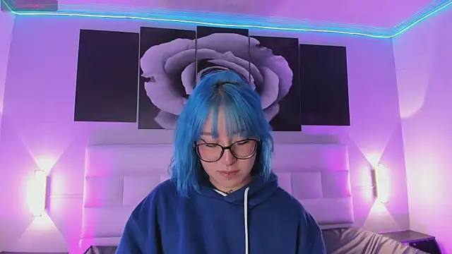 Snapshot of sofi_bakerr chatting on September 11, 2025, 11:32 am sofi bakerr online show from September 11, 2025, 11:32 am