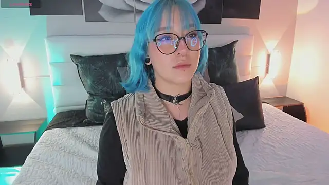 Snapshot of sofi_bakerr chatting on September 19, 2025, 11:36 am sofi bakerr online show from September 19, 2025, 11:36 am