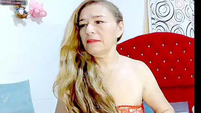GoddessMature online show from May 28, 2026, 2:56 pm