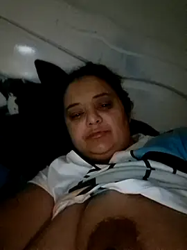 sarahhh1987 online show from November 16, 2025, 3:55 am