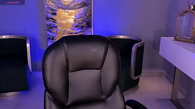 HannaConnor  online show from July 3, 2026, 10:38 pm