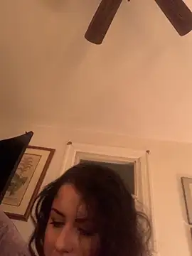 holyeroticss online show from November 9, 2025, 2:59 am