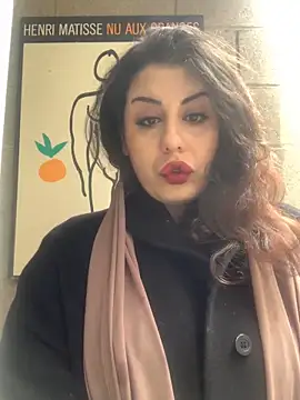 holyeroticss online show from November 30, 2025, 4:19 pm