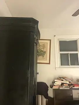 holyeroticss online show from October 8, 2025, 2:57 am