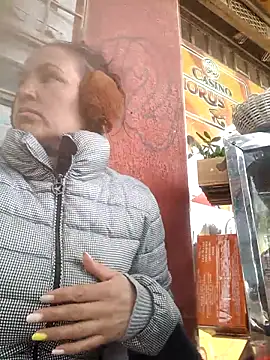 Divalive 28 online show from April 29, 2026, 8:59 pm