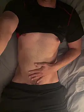 Snapshot of BayGuyDadBod chatting on December 20, 2024, 4:20 am BayGuyDadBod online show from December 20, 2024, 4:20 am