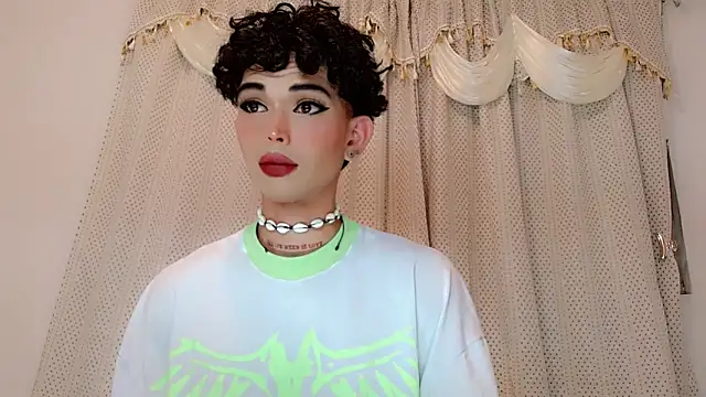 Marian LV online show from December 17, 2025, 4:28 am