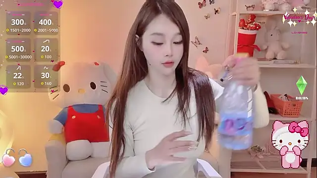 Snapshot of Kiss-18 chatting on February 19, 2026, 5:48 am Kiss-18 online show from February 19, 2026, 5:48 am