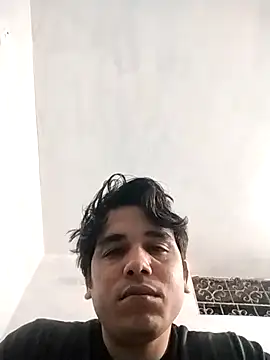 roadtucker123 online show from November 5, 2025, 9:40 pm