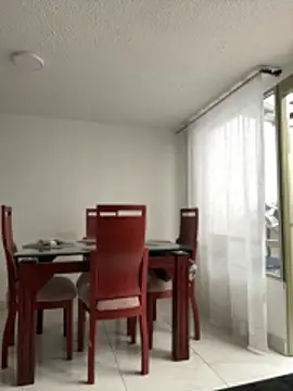 Salome golvert online show from April 24, 2026, 8:33 pm