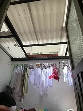 Salome golvert online show from October 26, 2025, 5:57 pm