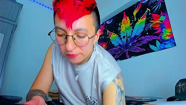 Sexyboy 666 online show from January 19, 2026, 2:04 am