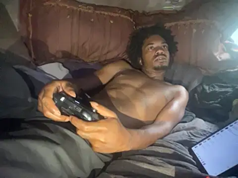 SlimeCrownzOut5 online show from April 11, 2026, 6:55 pm