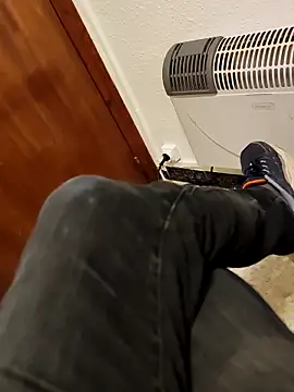 Snapshot of belga1910 chatting on December 22, 2025, 7:36 pm belga1910 online show from December 22, 2025, 7:36 pm