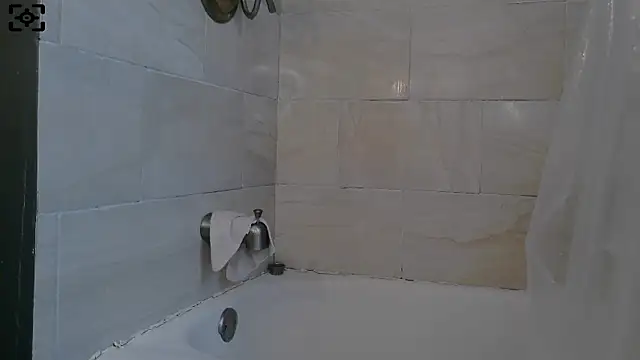 paytonkelly online show from January 24, 2025, 3:13 pm