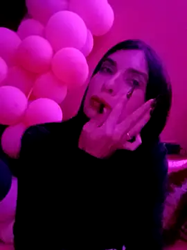 Chicavixy online show from November 16, 2025, 11:30 pm