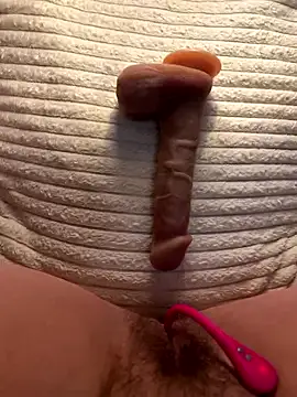 Leanaa Jolly online show from January 11, 2026, 8:49 pm