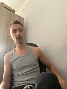 elatus0206 online show from October 29, 2025, 7:07 am