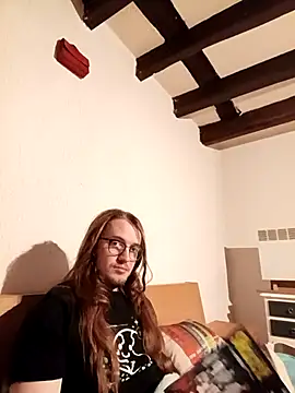 nicolasdumand21 online show from November 12, 2025, 9:40 pm