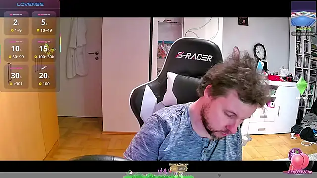 larsgessner30 online show from June 1, 2026, 1:50 am