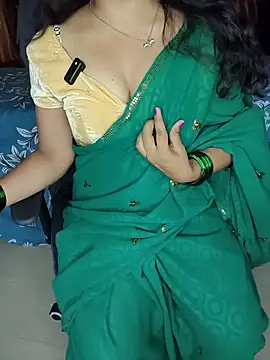 Snapshot of Tanvi-patil chatting on December 29, 2024, 5:01 pm Tanvi-patil online show from December 29, 2024, 5:01 pm