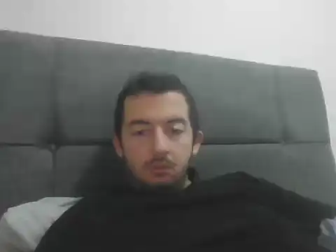 laynufff online show from November 16, 2025, 7:02 am