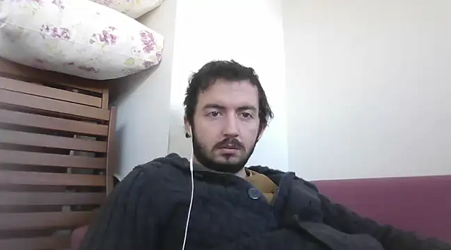 Snapshot of laynufff chatting on February 21, 2025, 11:11 am laynufff online show from February 21, 2025, 11:11 am