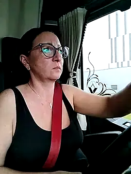 cuplubijoanna online show from March 16, 2026, 8:29 am