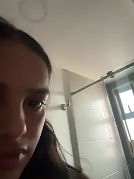 Snapshot of rossth1 chatting on February 23, 2026, 7:58 pm rossth1 online show from February 23, 2026, 7:58 pm