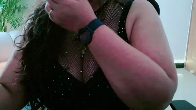 Snapshot of Gracefulgoddess chatting on April 14, 2026, 4:28 am Gracefulgoddess online show from April 14, 2026, 4:28 am