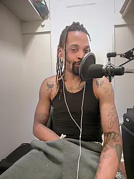 1BeautyN1Beast online show from February 16, 2026, 8:51 pm