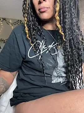 Shuggabutt online show from February 15, 2026, 9:25 pm