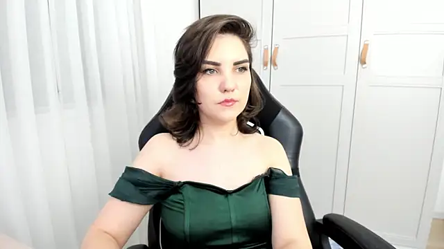 Snapshot of EnygmaVane chatting on March 17, 2025, 5:45 am EnygmaVane online show from March 17, 2025, 5:45 am